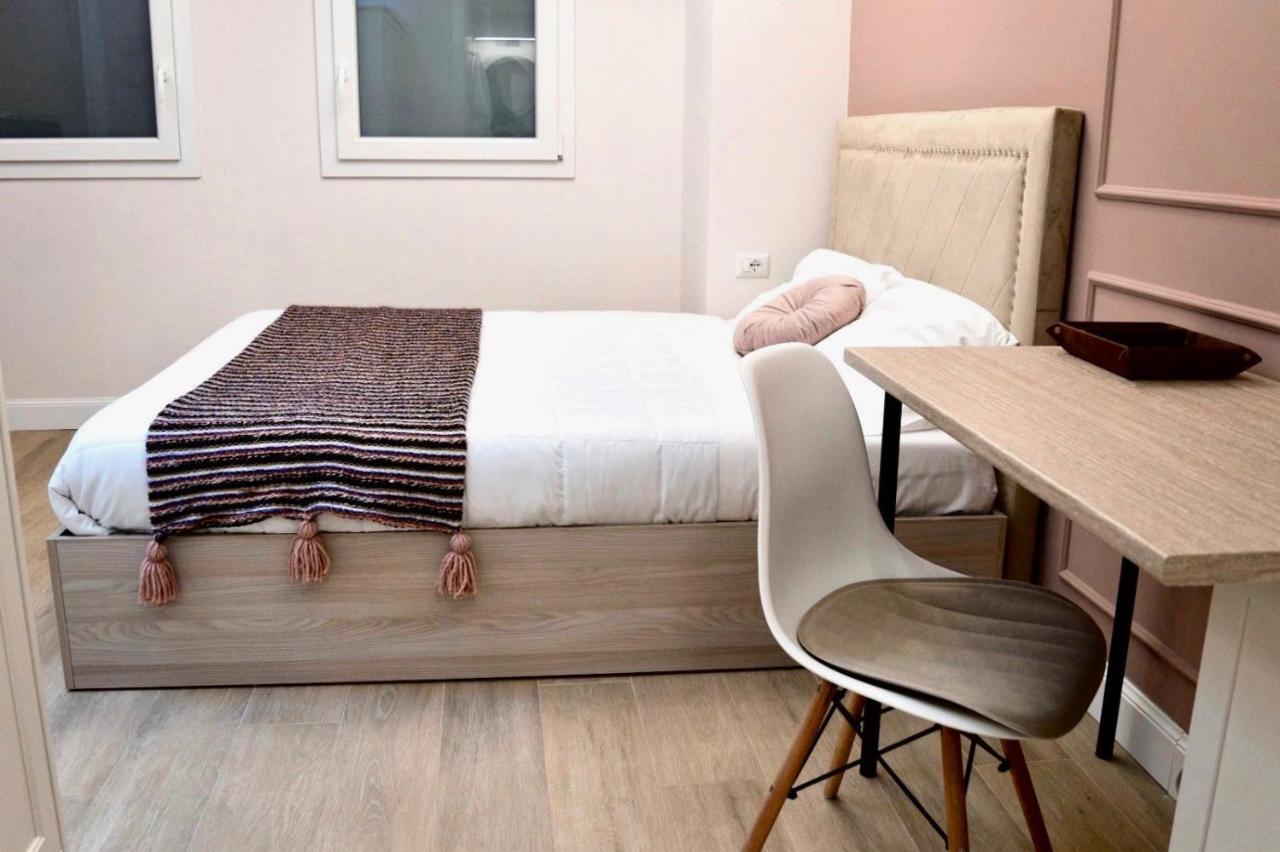 Guest House Domus Gratia Russo Рим Екстер'єр фото