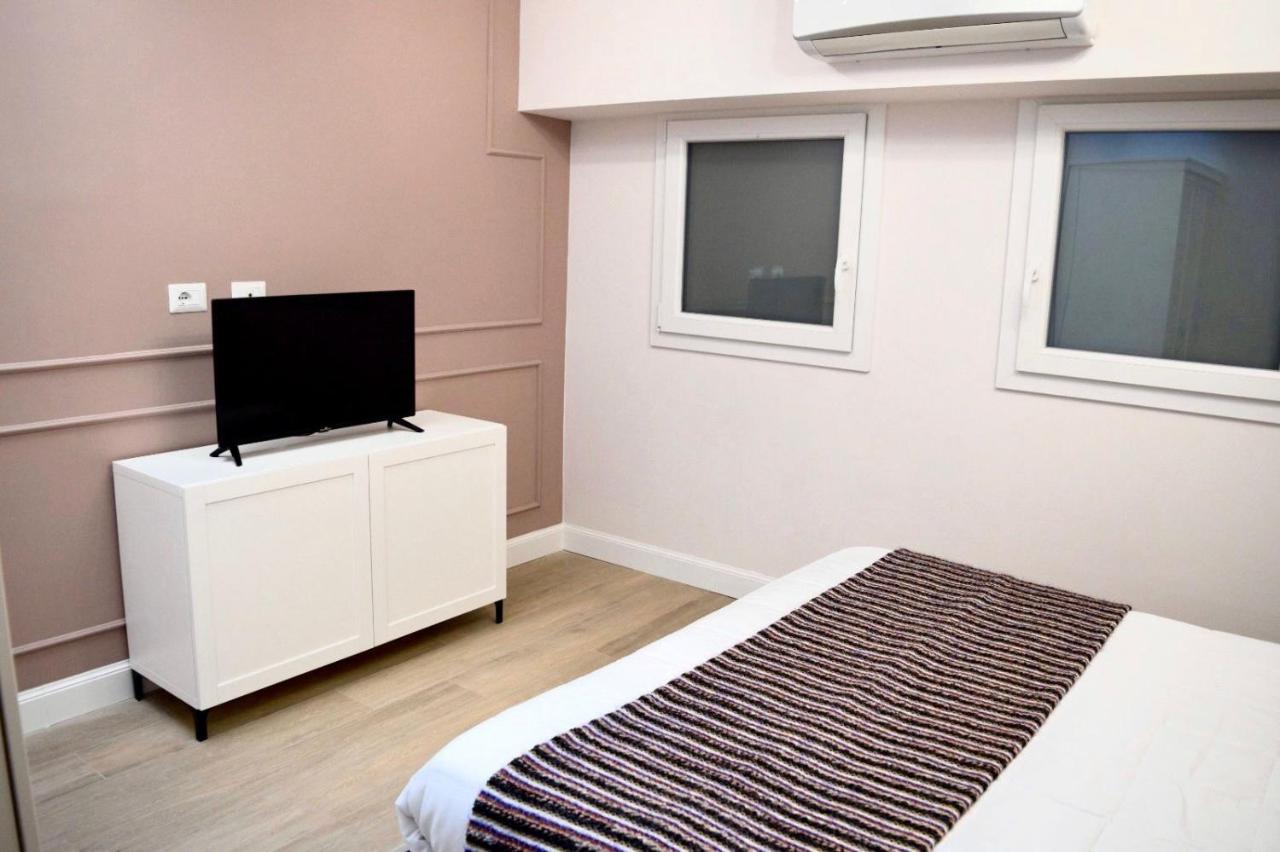 Guest House Domus Gratia Russo Рим Екстер'єр фото